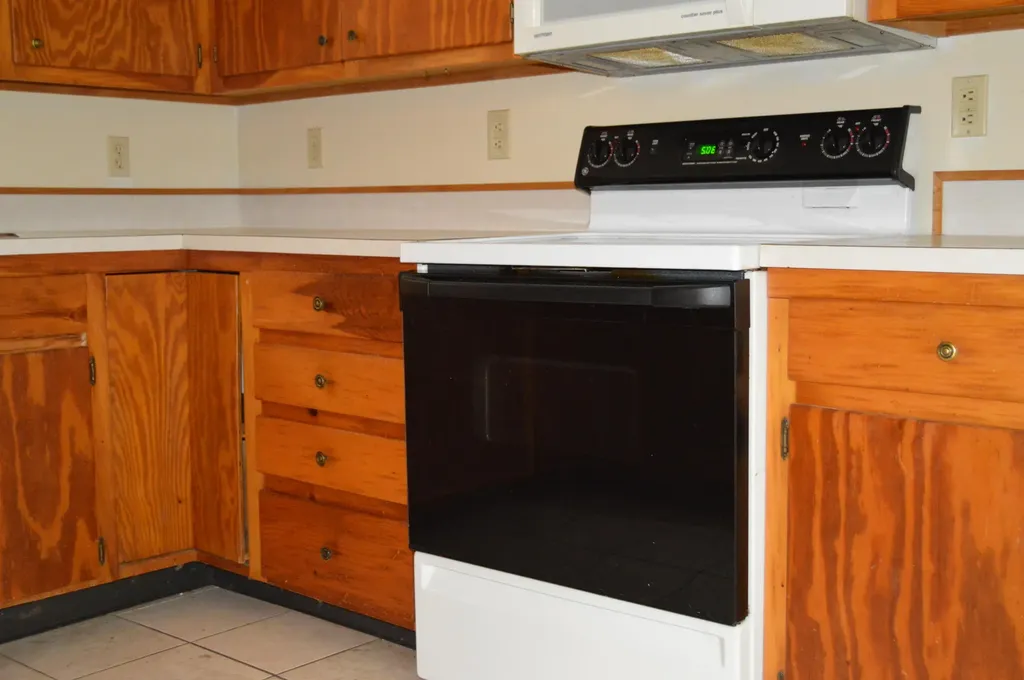 211 Lewiston Road Gray ME 04039