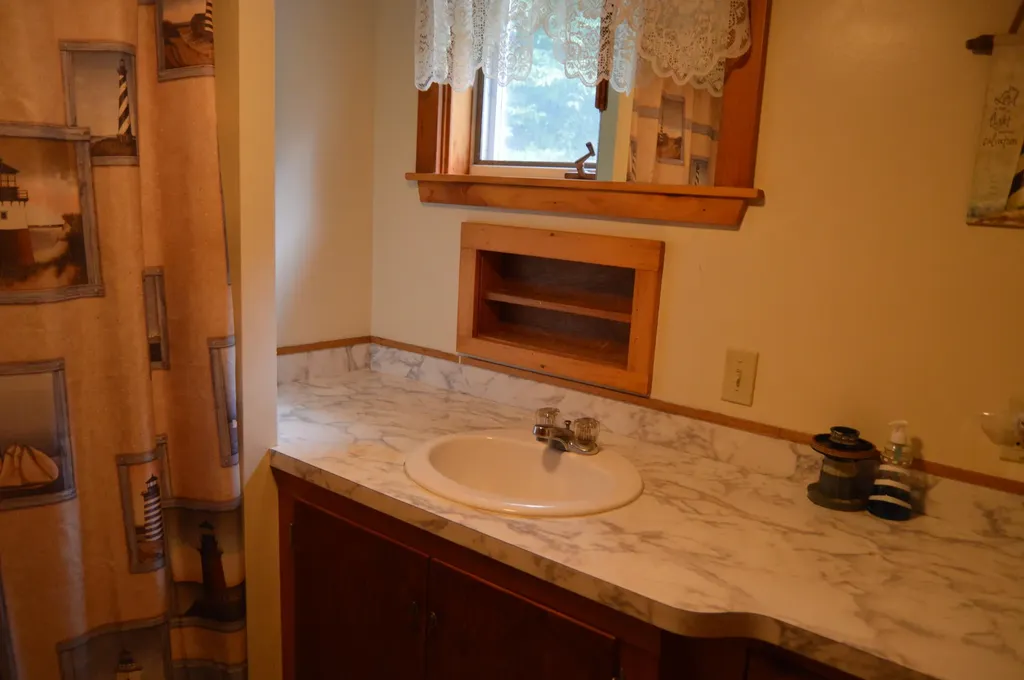 211 Lewiston Road Gray ME 04039