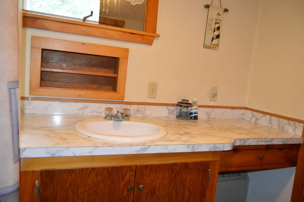 211 Lewiston Road Gray ME 04039