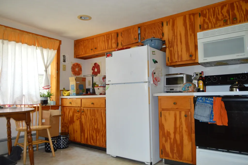 211 Lewiston Road Gray ME 04039