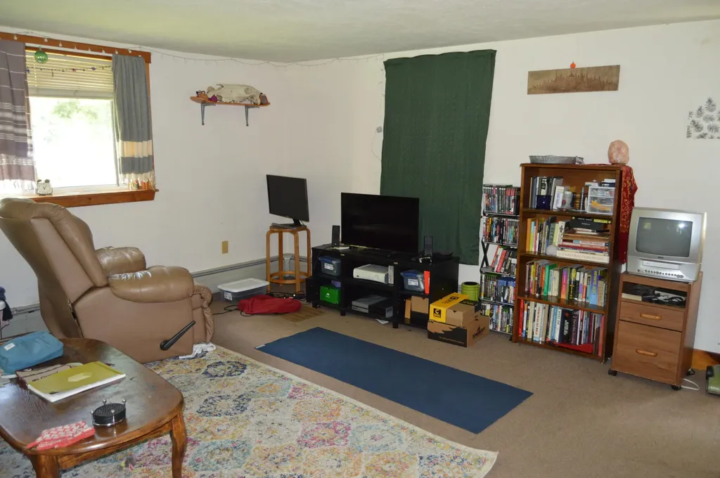 211 Lewiston Road Gray ME 04039