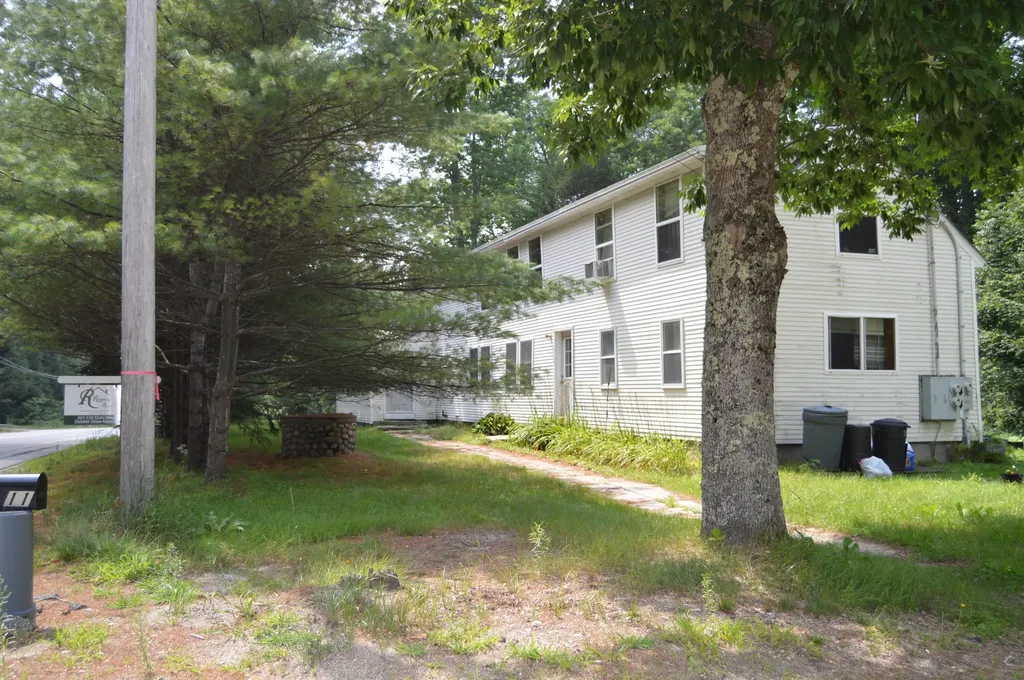 211 Lewiston Road Gray ME 04039