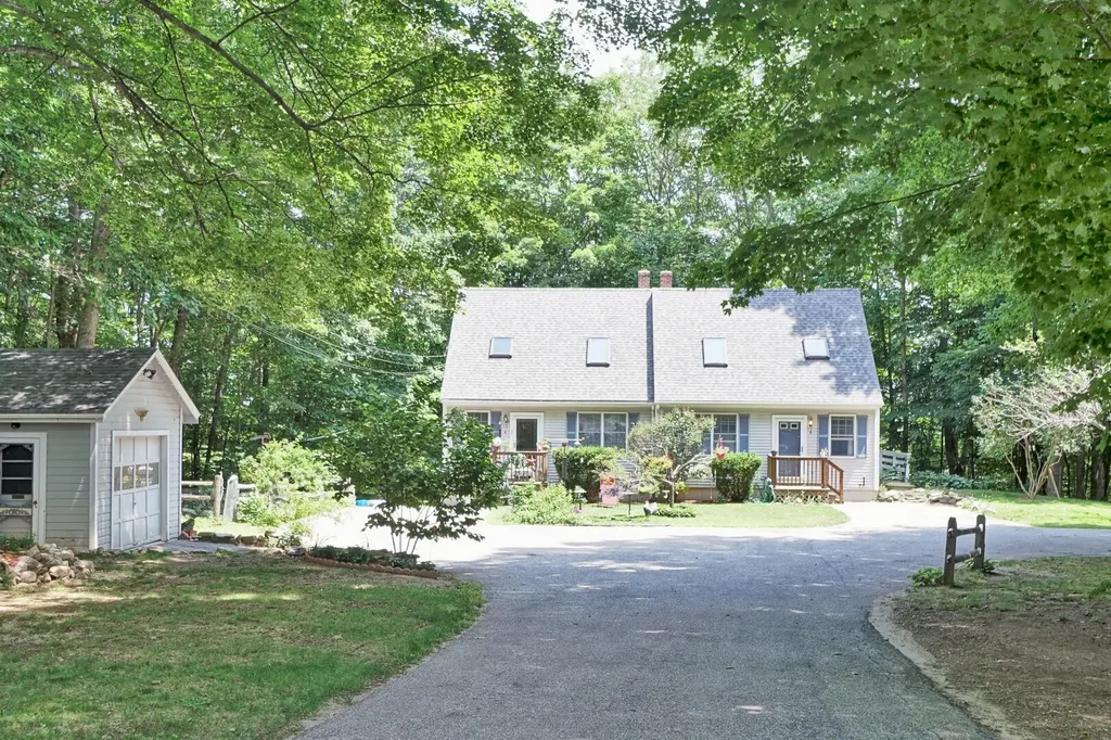 66 Mountain View Road Gray ME 04039