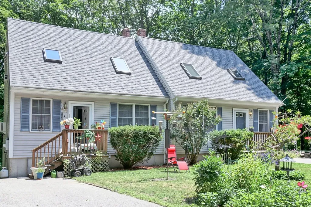 66 Mountain View Road Gray ME 04039