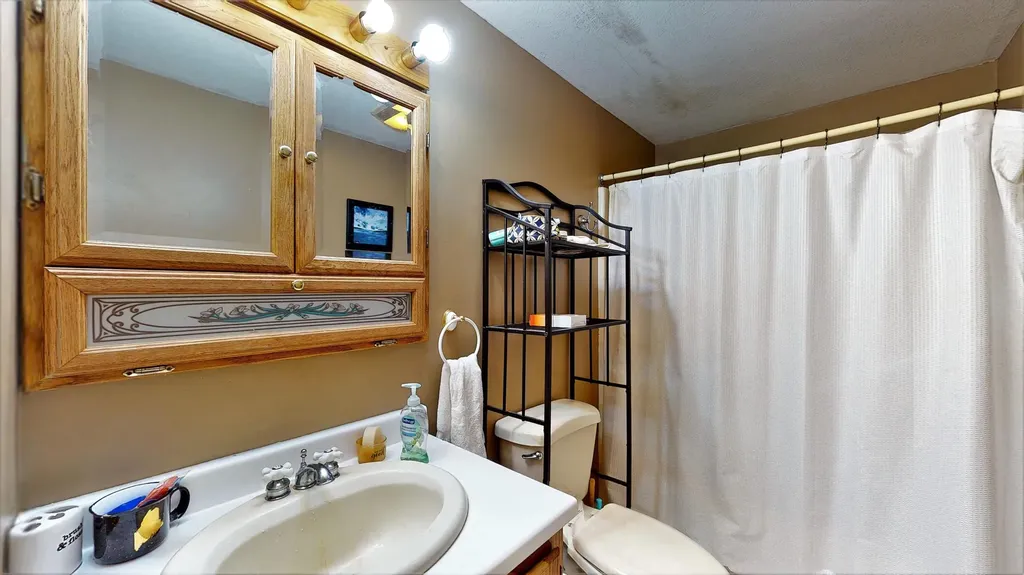 66 Mountain View Road Gray ME 04039