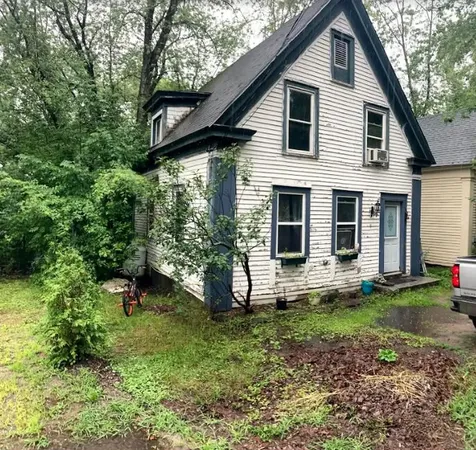 9 Morrill Street Buckfield ME 04220