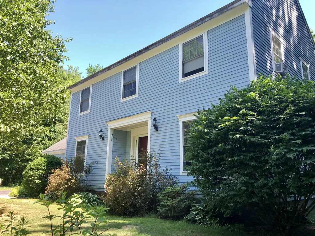 1 Geary Way Falmouth ME 04105