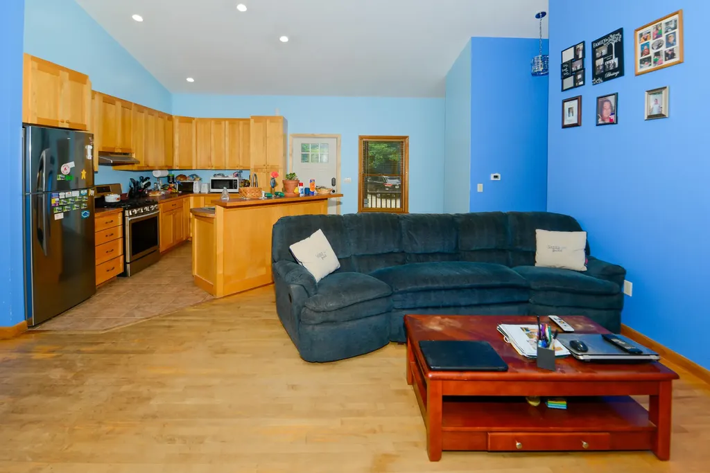 25 Fern Avenue Naples ME 04055