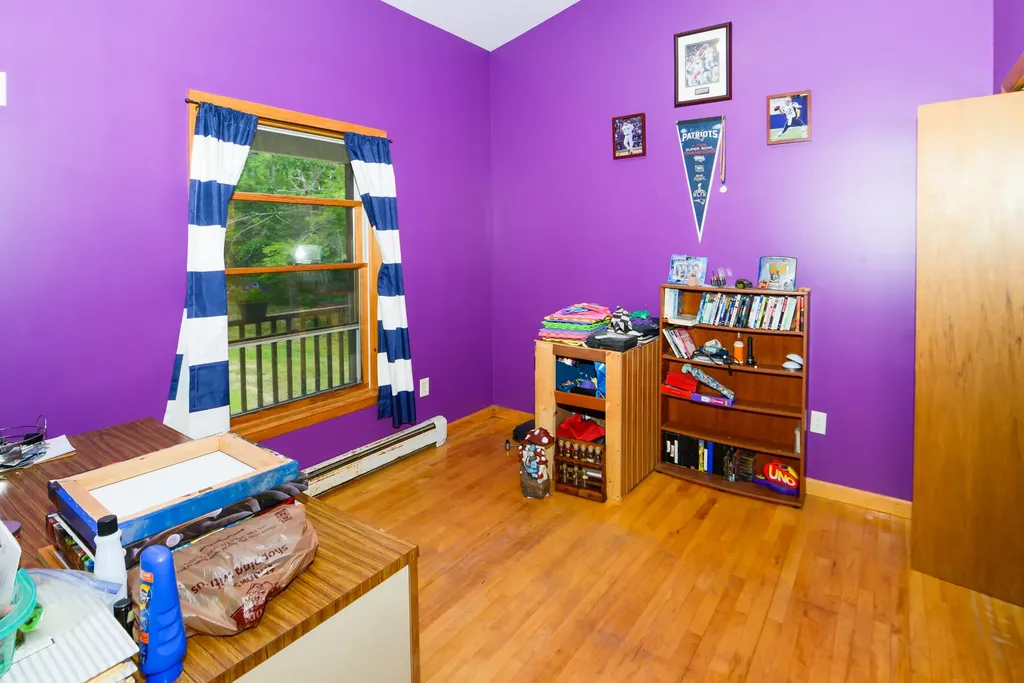 25 Fern Avenue Naples ME 04055