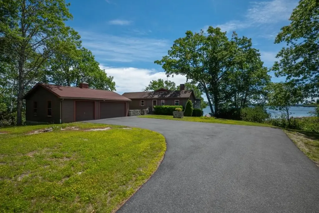 120 W Franklin Road Franklin ME 04634