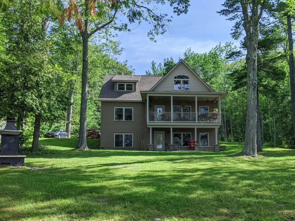 1363 Main Road Eddington ME 04428
