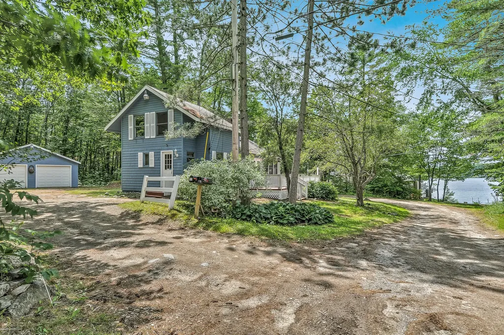 122 Taywood Road Auburn ME 04210