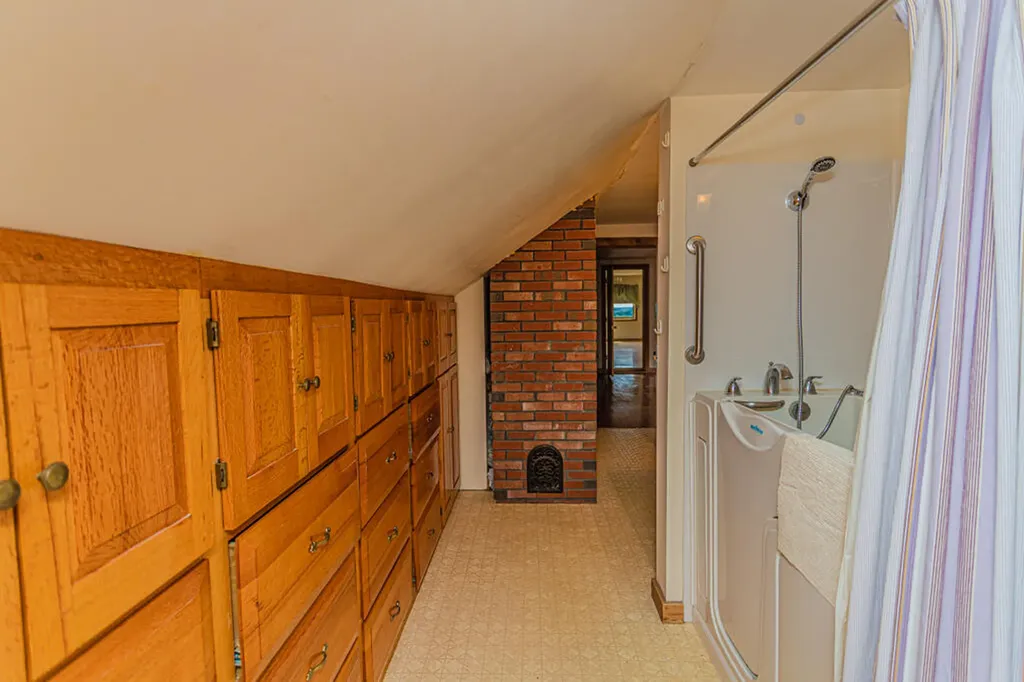 300 Mosher Hill Road Farmington ME 04938