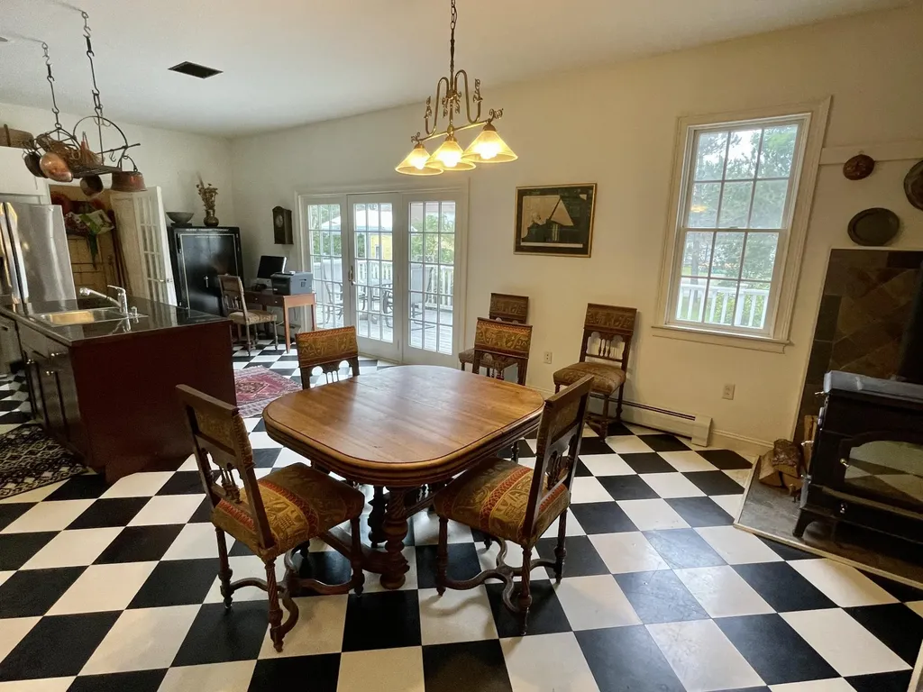 18 Shackford Street Eastport ME 04631