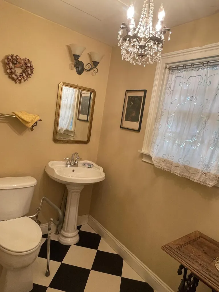 18 Shackford Street Eastport ME 04631