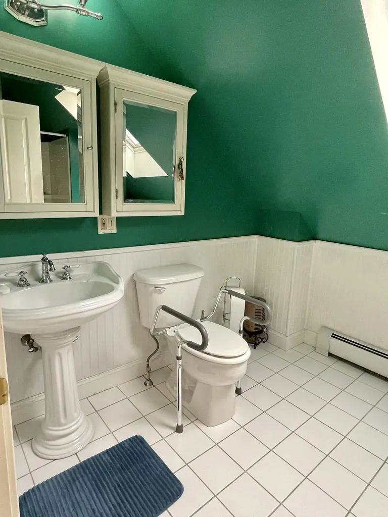 18 Shackford Street Eastport ME 04631