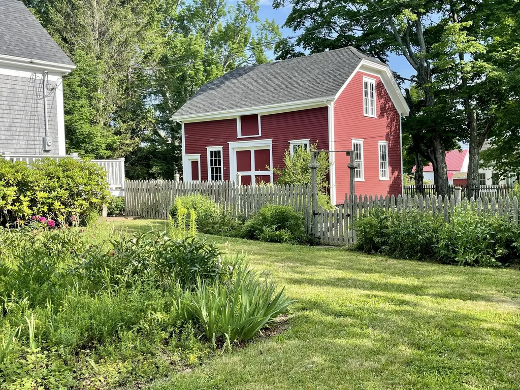 18 Shackford Street Eastport ME 04631