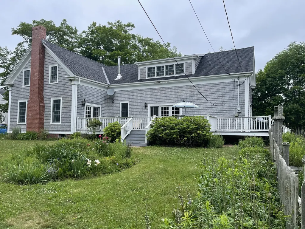18 Shackford Street Eastport ME 04631