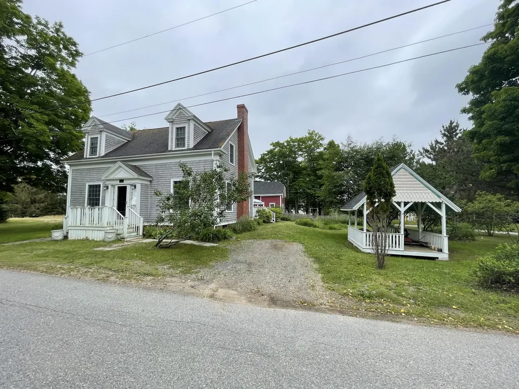 18 Shackford Street Eastport ME 04631