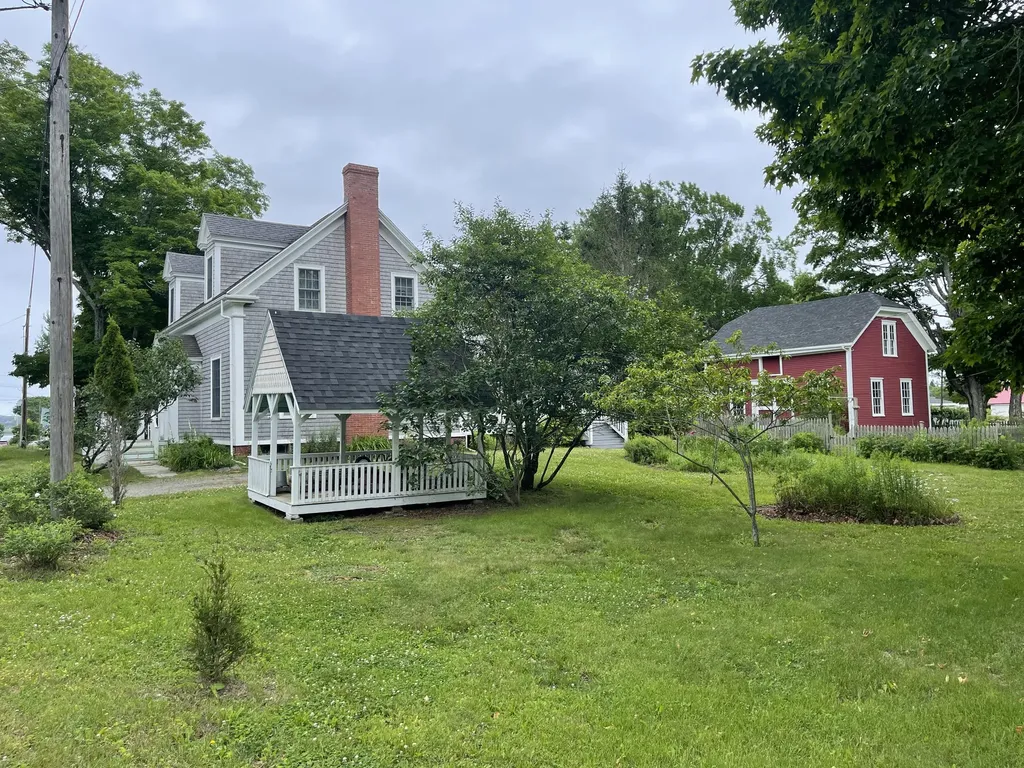 18 Shackford Street Eastport ME 04631