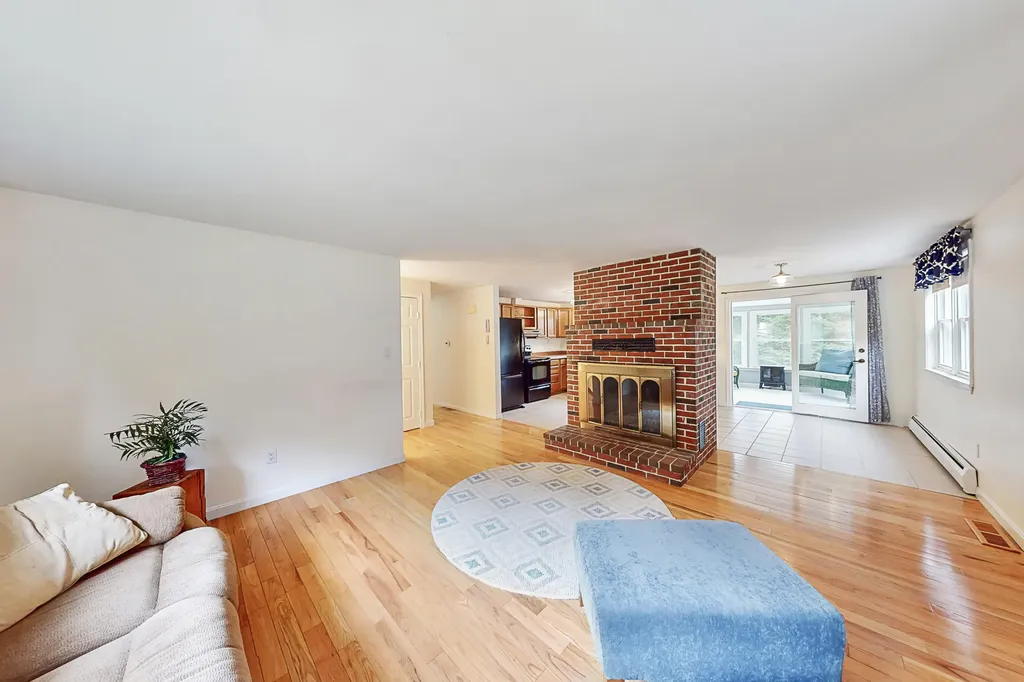 12 Oak Ridge Drive Standish ME 04084