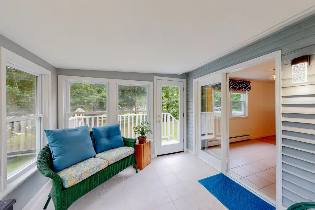 12 Oak Ridge Drive Standish ME 04084