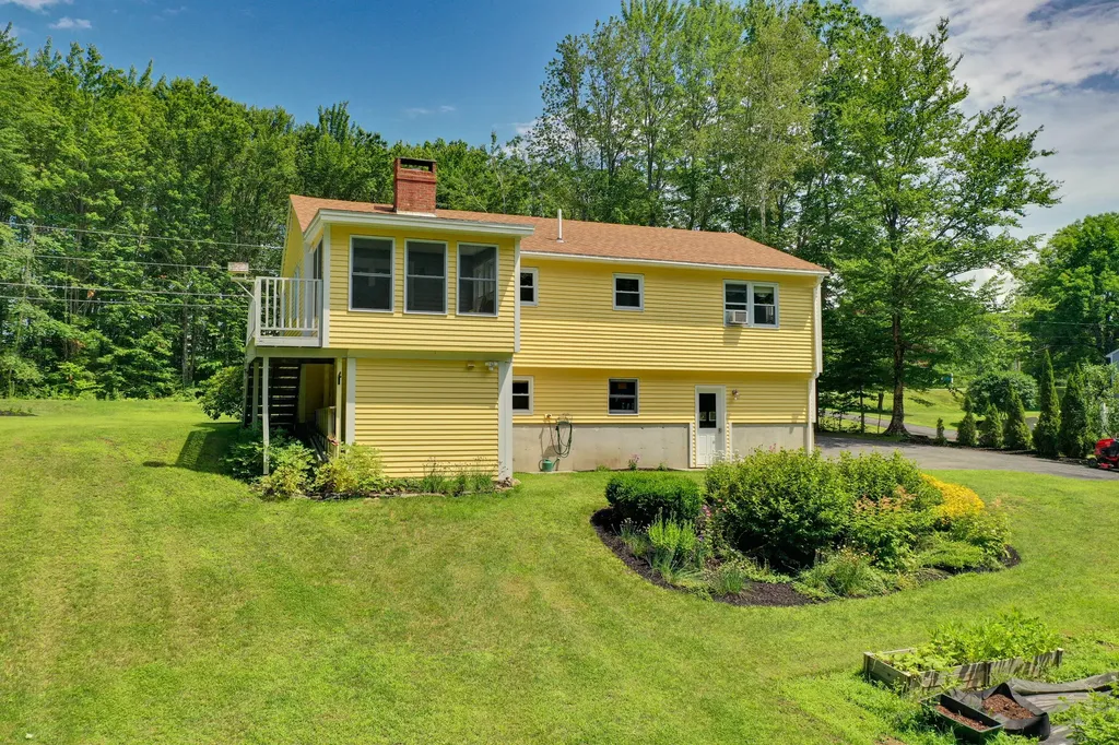 12 Oak Ridge Drive Standish ME 04084