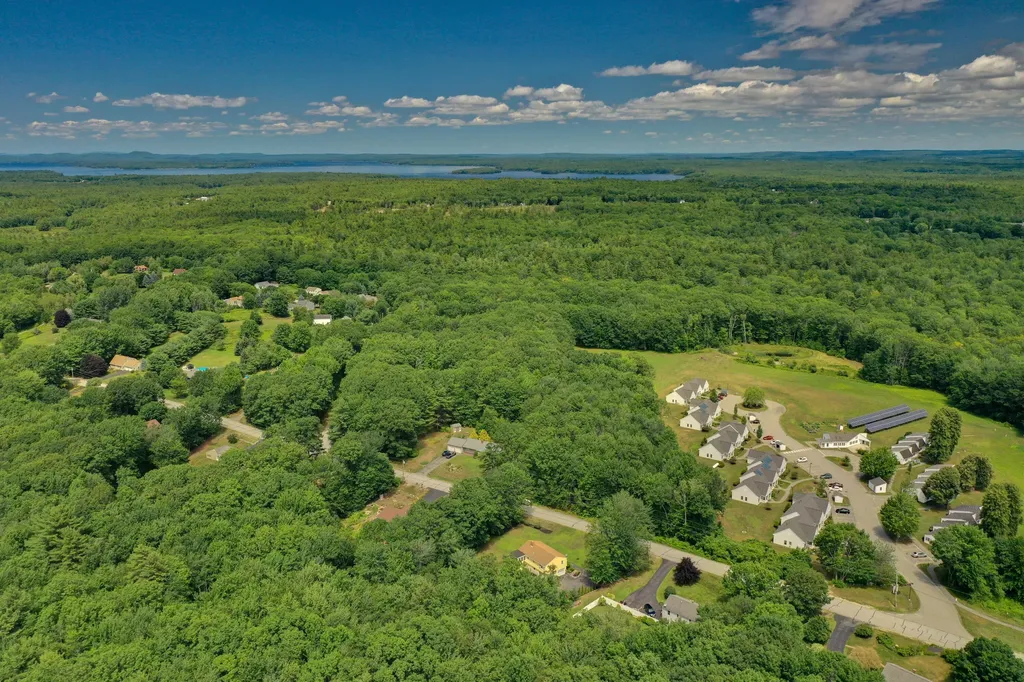 12 Oak Ridge Drive Standish ME 04084