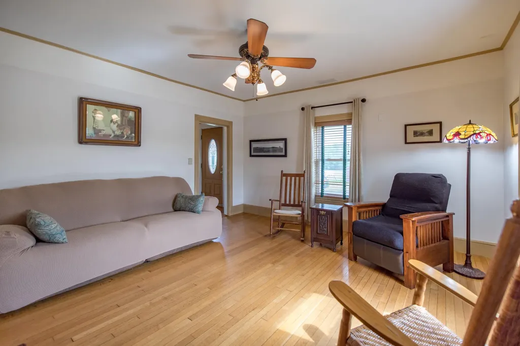 272 S Witham Road Auburn ME 04210