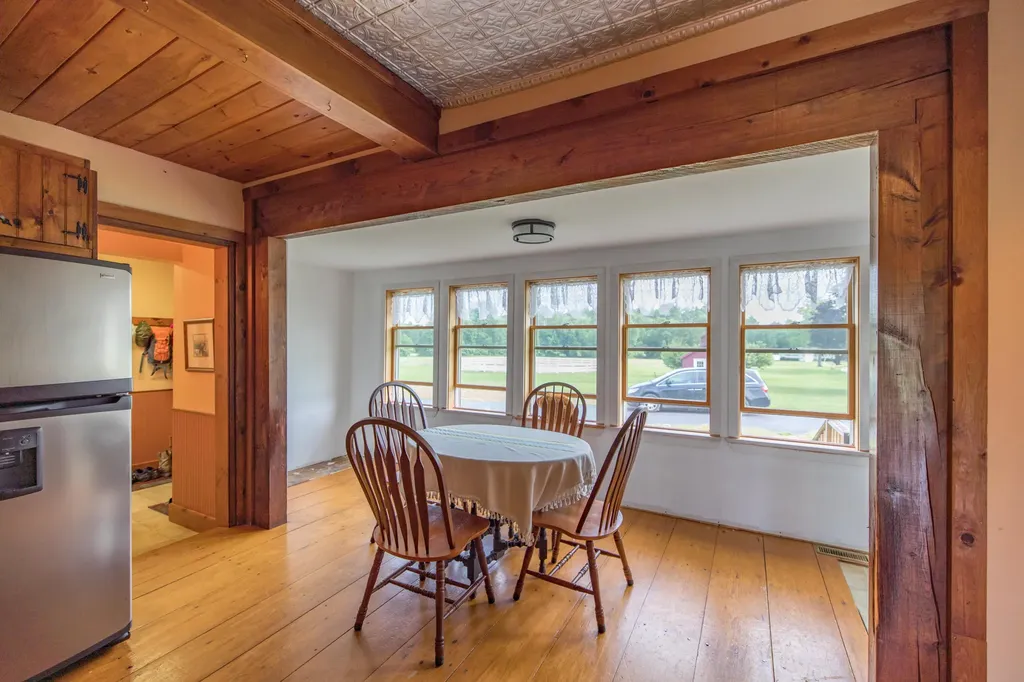 272 S Witham Road Auburn ME 04210