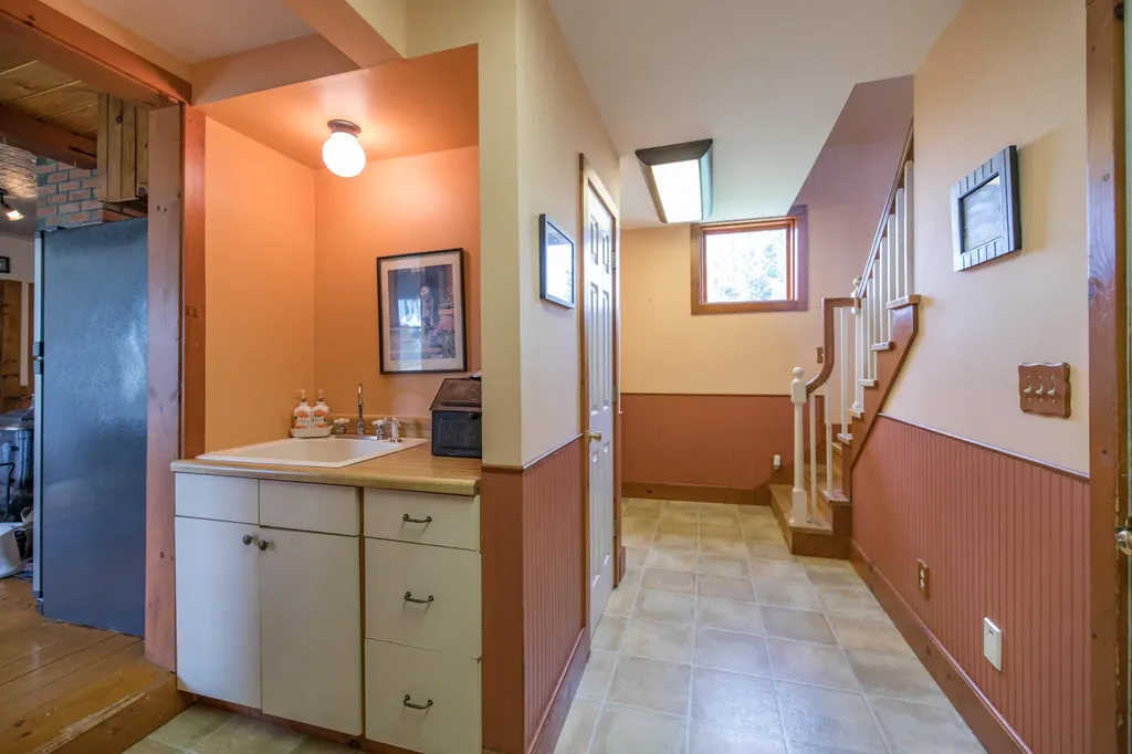 272 S Witham Road Auburn ME 04210