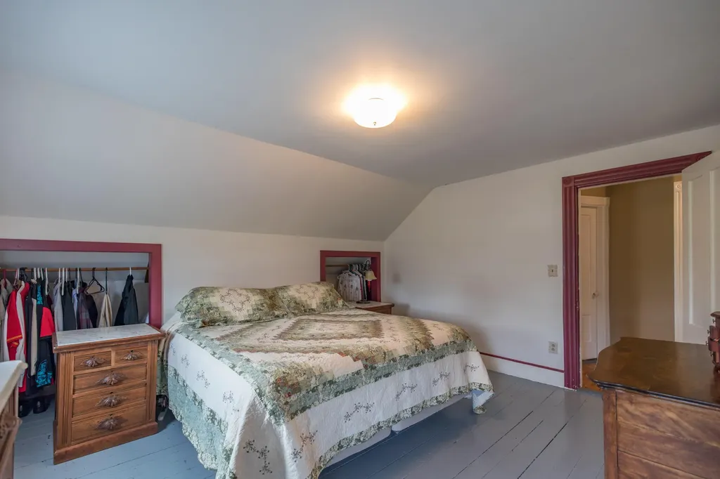 272 S Witham Road Auburn ME 04210
