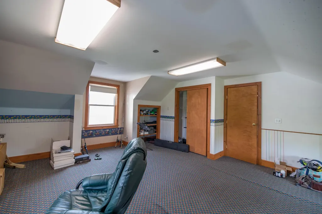 272 S Witham Road Auburn ME 04210
