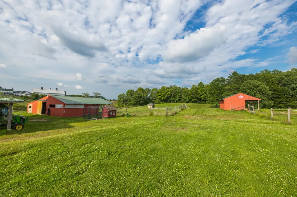 272 S Witham Road Auburn ME 04210