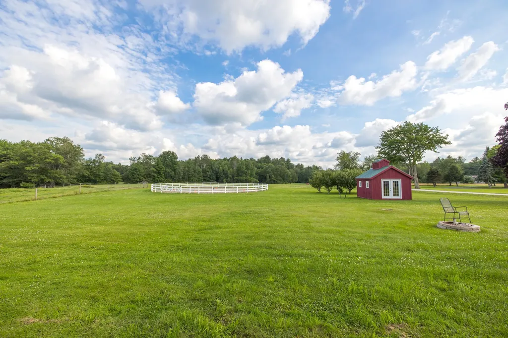 272 S Witham Road Auburn ME 04210