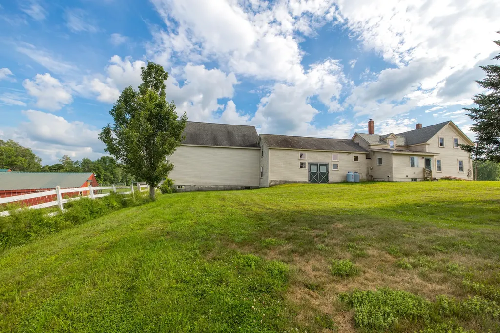 272 S Witham Road Auburn ME 04210