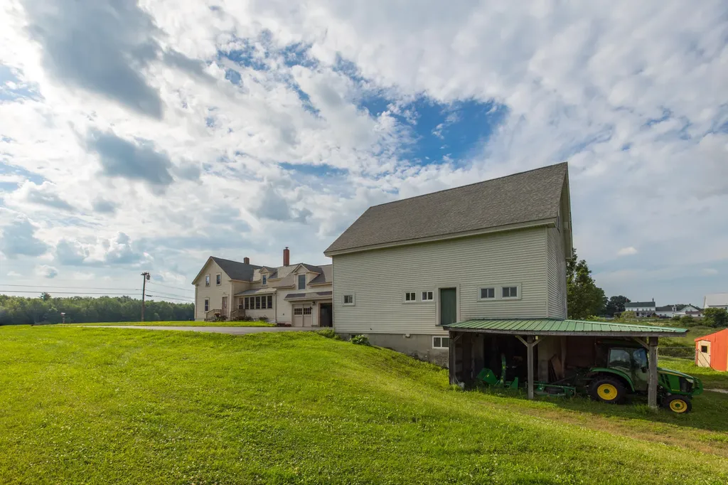 272 S Witham Road Auburn ME 04210