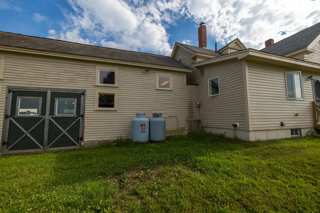 272 S Witham Road Auburn ME 04210