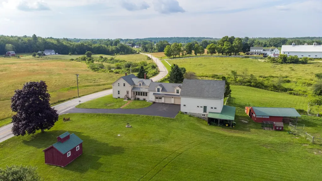 272 S Witham Road Auburn ME 04210