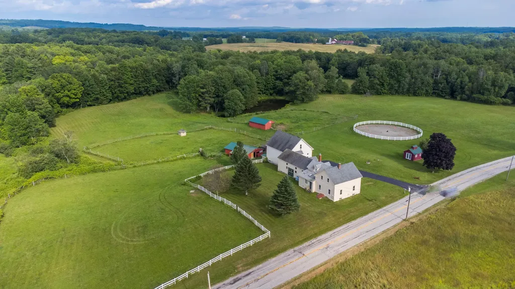 272 S Witham Road Auburn ME 04210