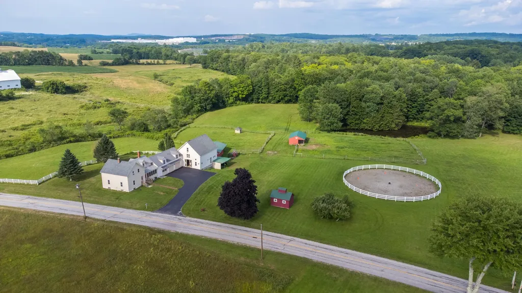 272 S Witham Road Auburn ME 04210