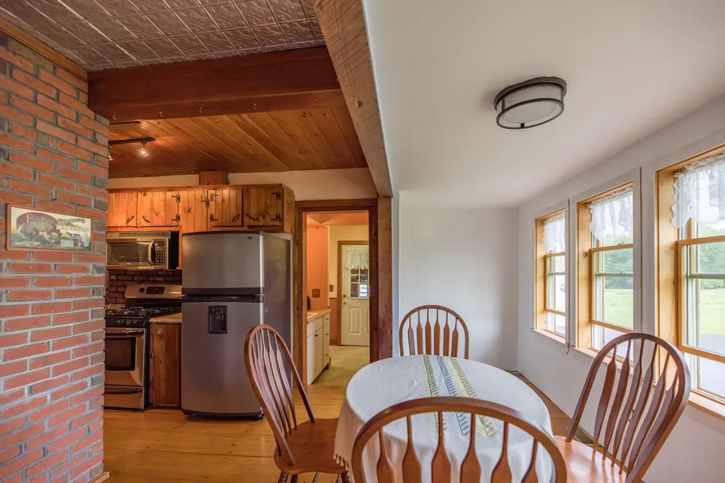 272 S Witham Road Auburn ME 04210