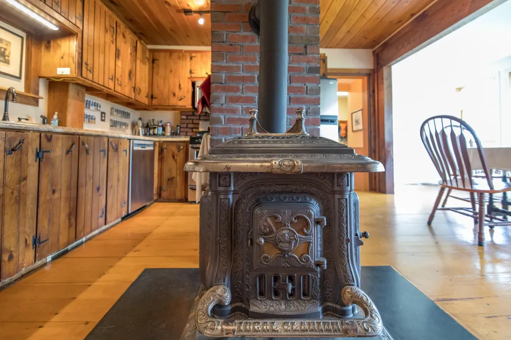 272 S Witham Road Auburn ME 04210