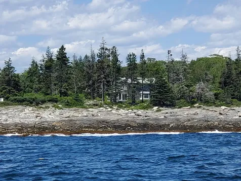 113 Pemaquid Loop Road Bristol ME 04554
