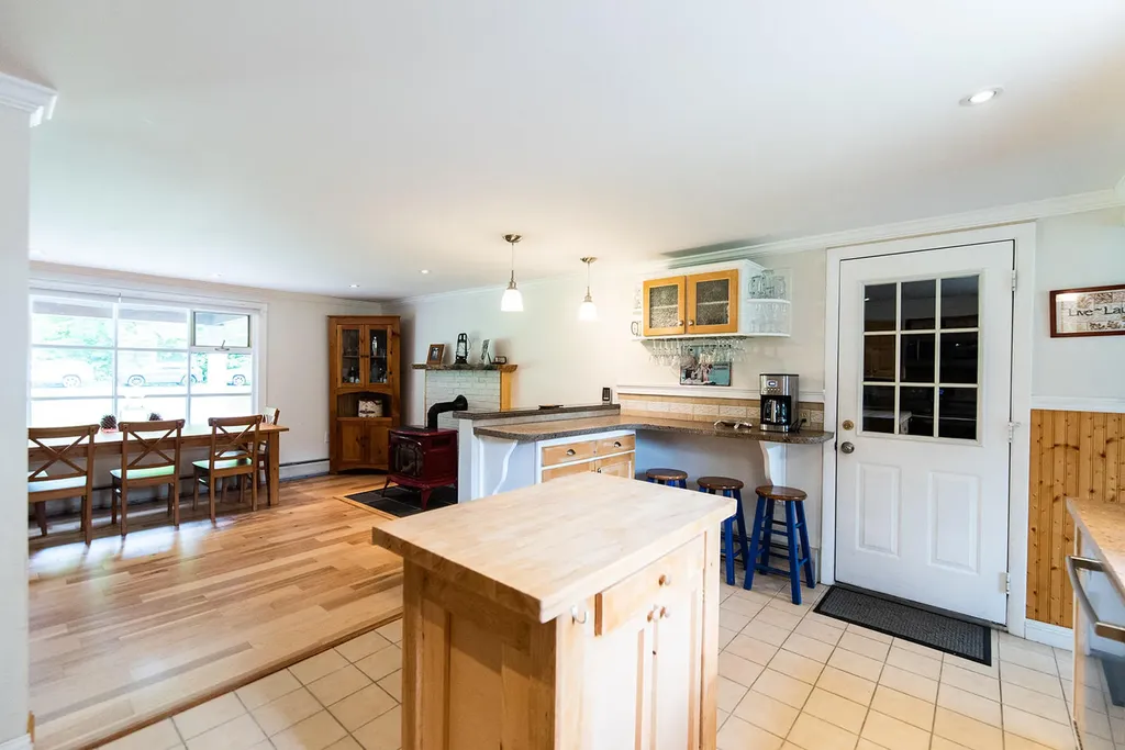 42 North Street Gorham ME 04038