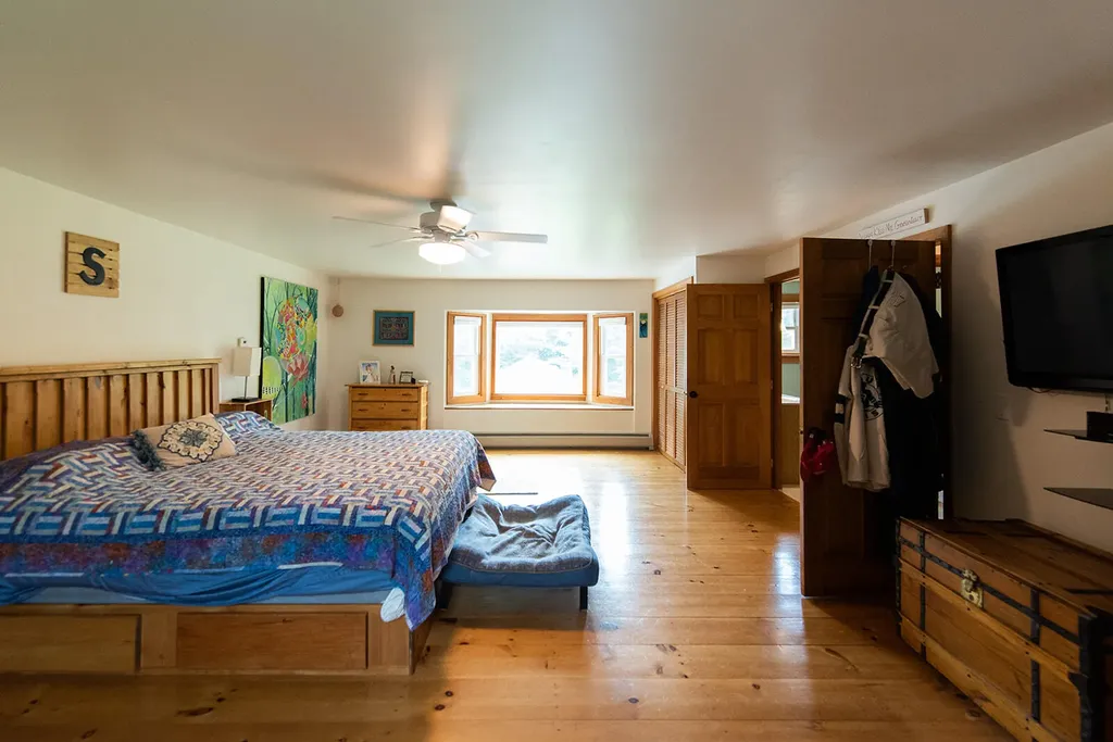 42 North Street Gorham ME 04038