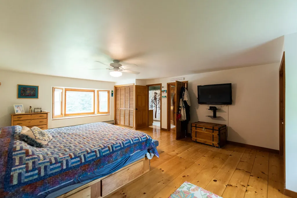 42 North Street Gorham ME 04038