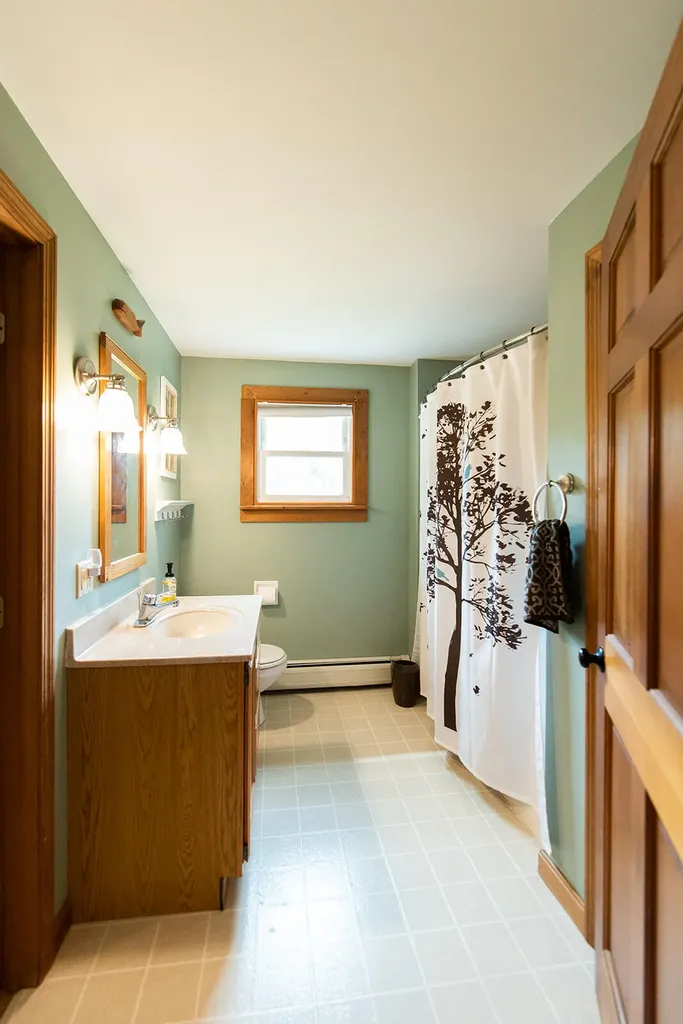 42 North Street Gorham ME 04038