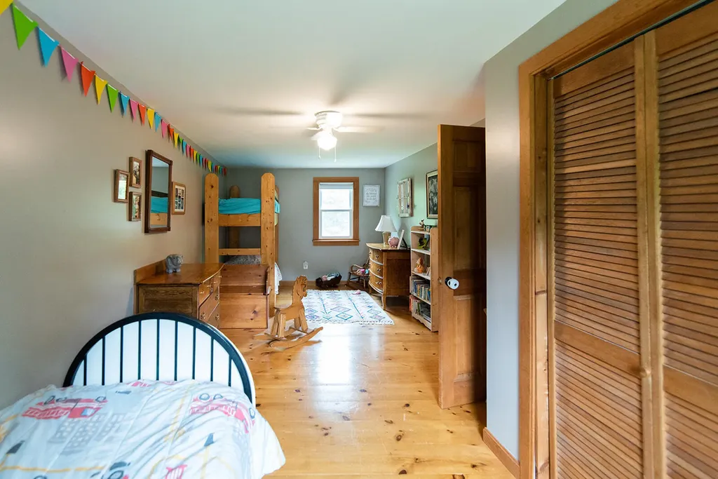 42 North Street Gorham ME 04038