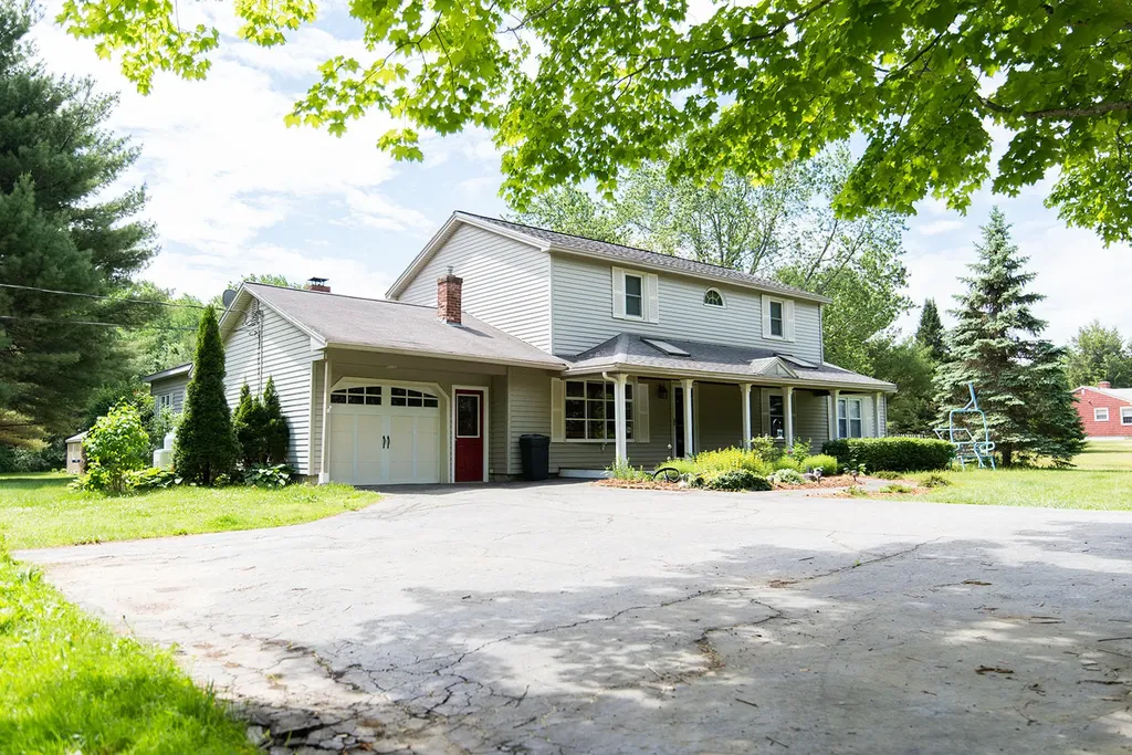 42 North Street Gorham ME 04038